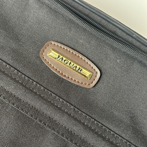 Jaguar Other - Vintage Jaguar Carry On Luggage Overnight Toiletry Bag Black Travel